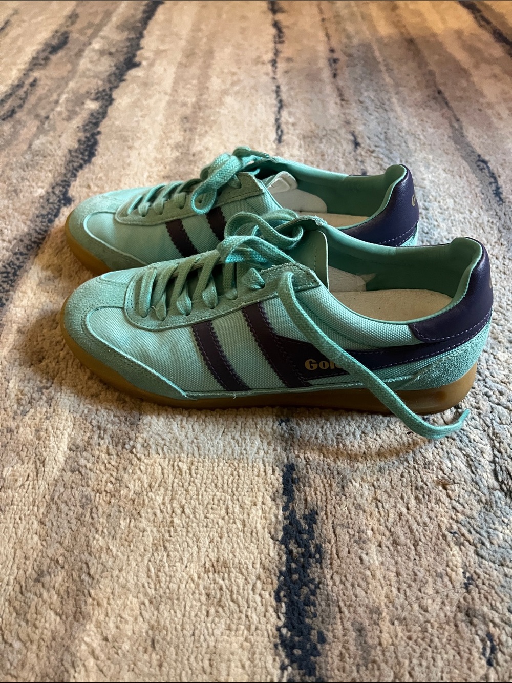 Gola sneakers